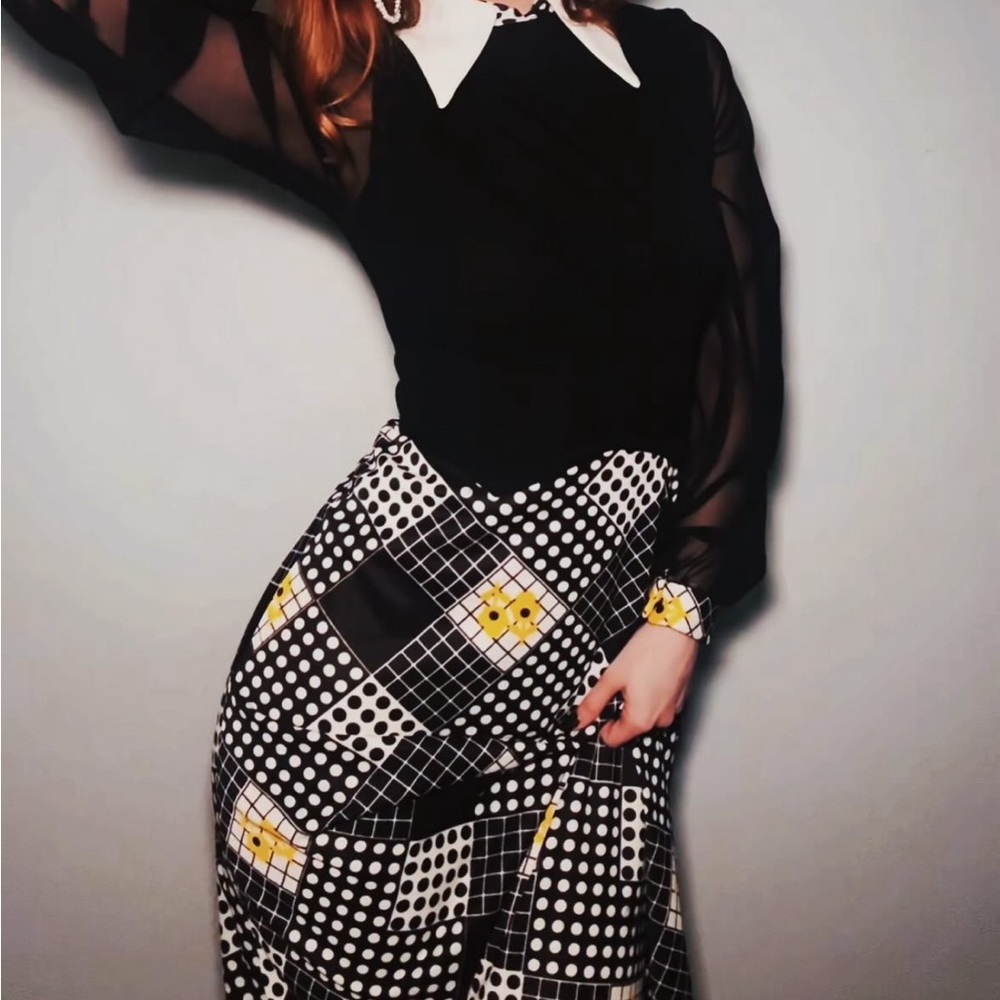 Vintage 1970's Sheer Sleeve Floral/Geo Print Maxi Dress - Small
